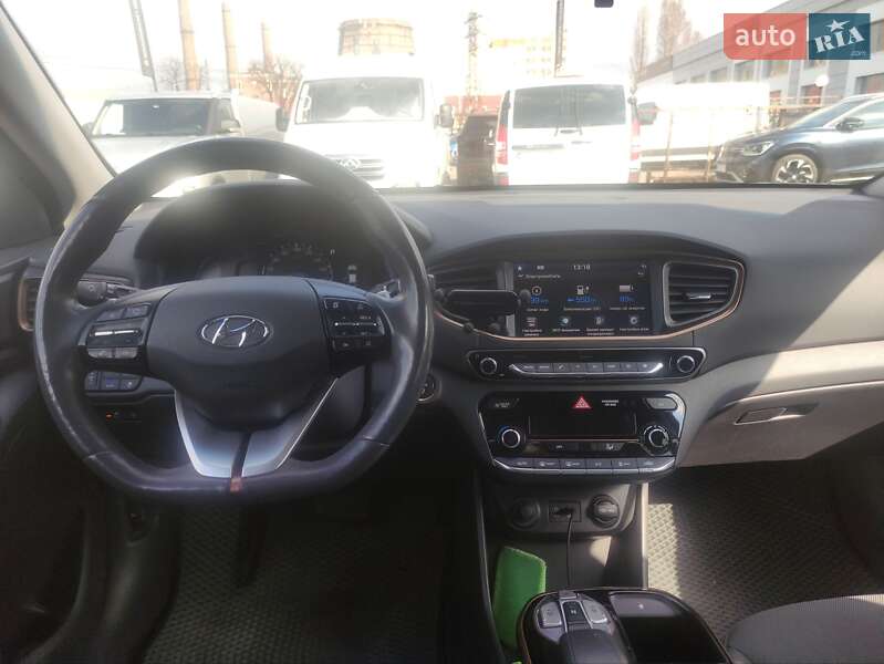 Ліфтбек Hyundai Ioniq 2019 в Києві