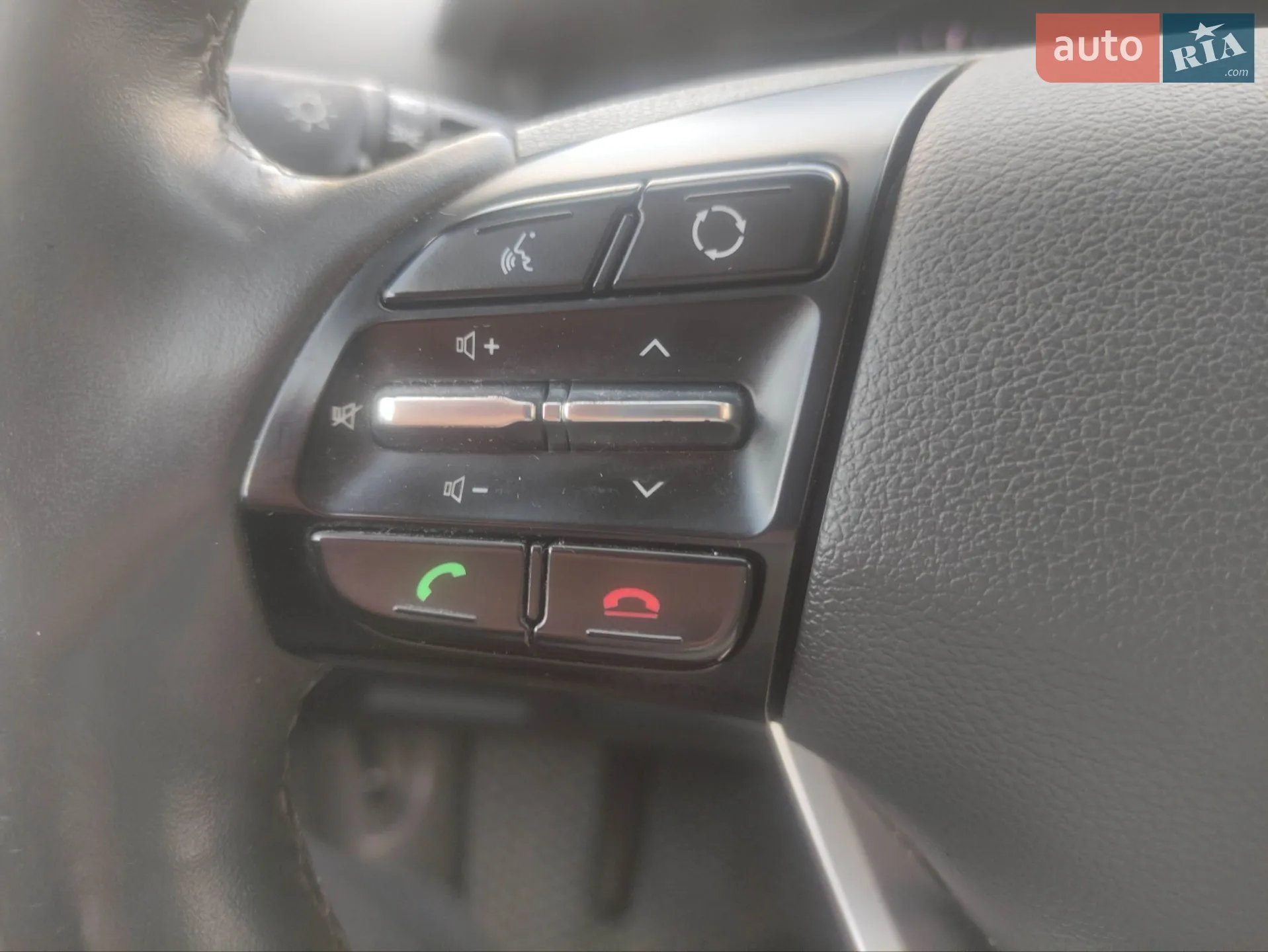 2019 Hyundai IONIQ - мініатюра 26