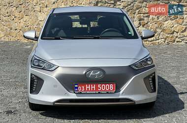Хэтчбек Hyundai Ioniq 2018 в 