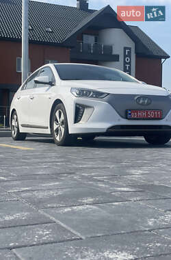 Хэтчбек Hyundai Ioniq 2017 в Жашкове