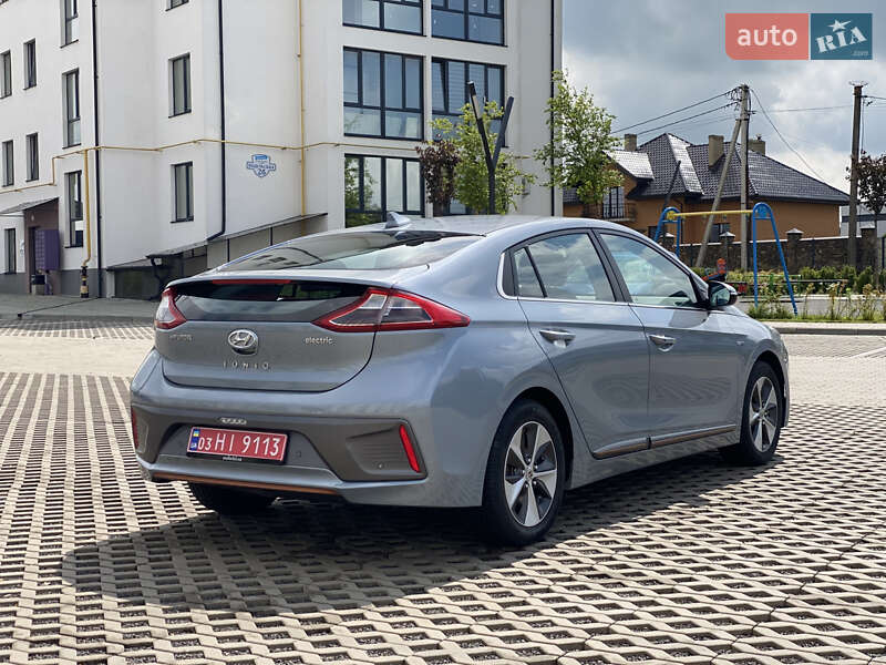 Хетчбек Hyundai Ioniq 2017 в Луцьку