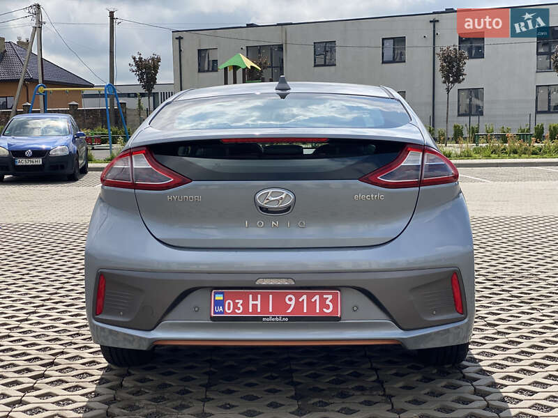 Хетчбек Hyundai Ioniq 2017 в Луцьку