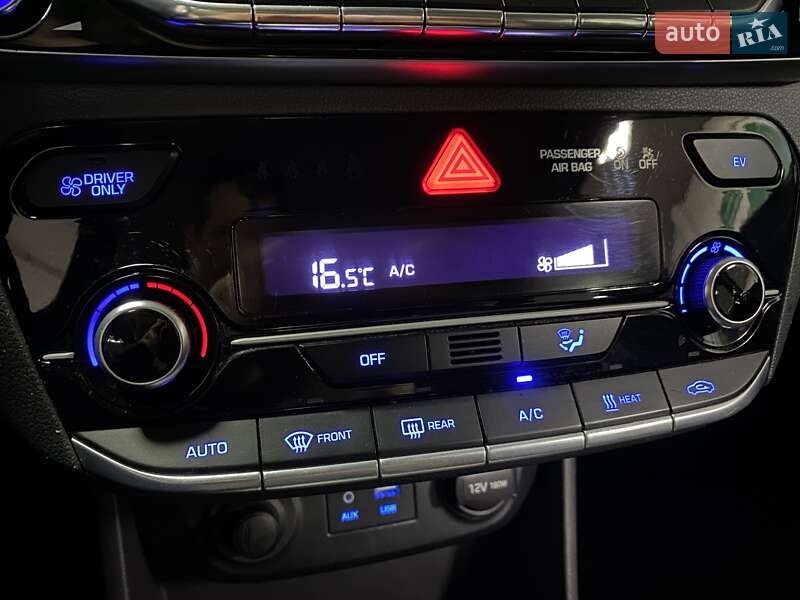 Хетчбек Hyundai Ioniq 2017 в Вінниці