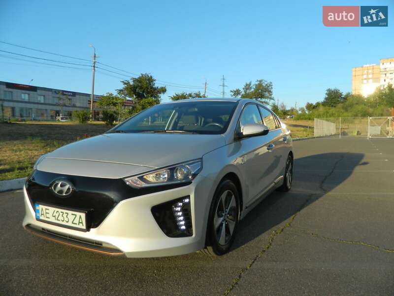Хетчбек Hyundai Ioniq 2018 в Кривому Розі фото 17 Хетчбек Hyundai Ioniq 2018 в Кривому Розі
