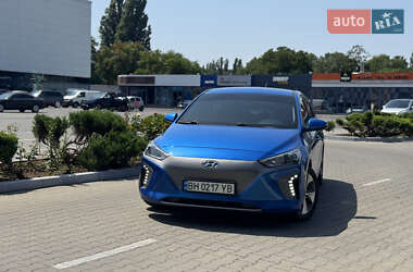 Хэтчбек Hyundai Ioniq 2016 в Одессе