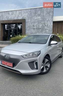 Хэтчбек Hyundai Ioniq 2017 в Киеве
