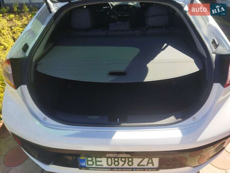 Хэтчбек Hyundai Ioniq 2018 в Первомайске фото 18 Хэтчбек Hyundai Ioniq 2018 в Первомайске