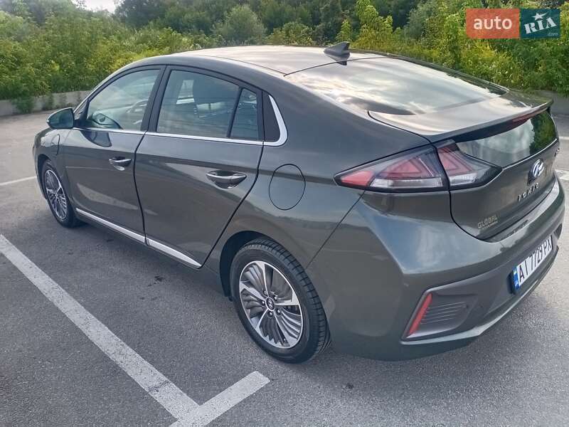 Ліфтбек Hyundai Ioniq 2021 в Києві