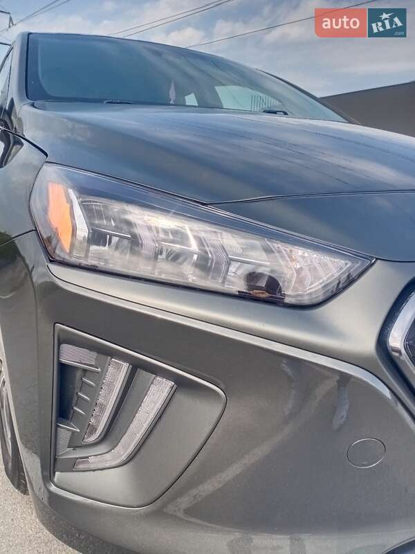 Ліфтбек Hyundai Ioniq 2021 в Києві