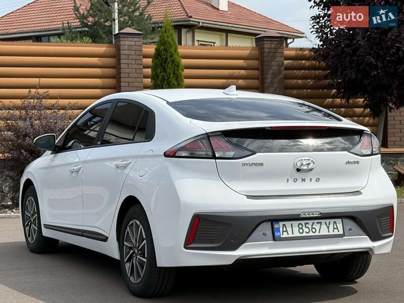 Ліфтбек Hyundai Ioniq 2021 в Києві