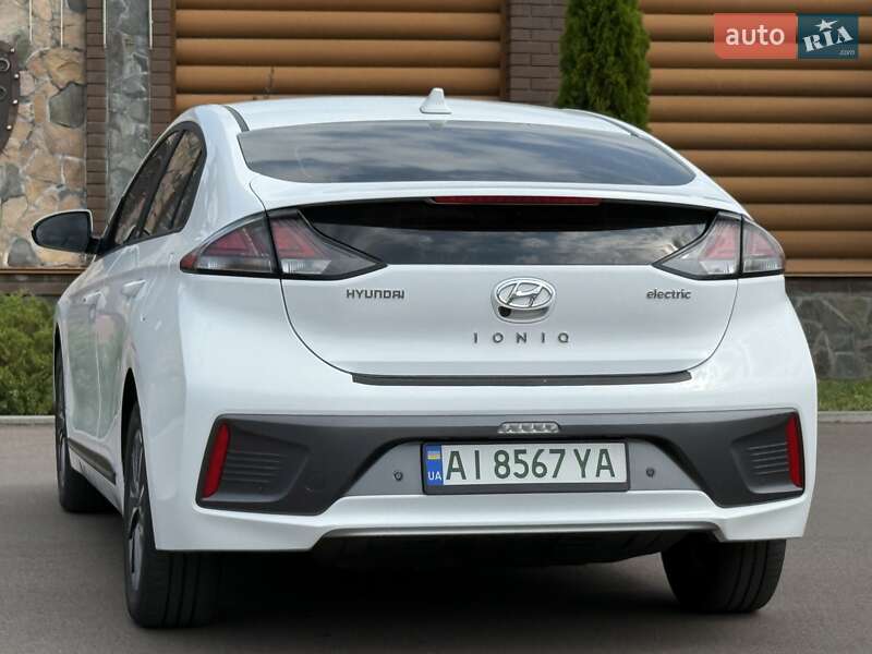 Ліфтбек Hyundai Ioniq 2021 в Києві