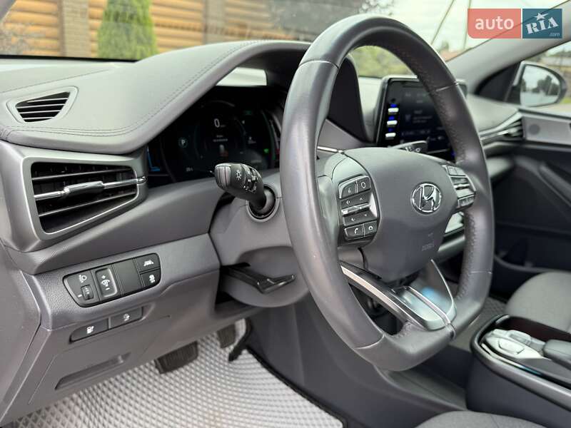 Ліфтбек Hyundai Ioniq 2021 в Києві