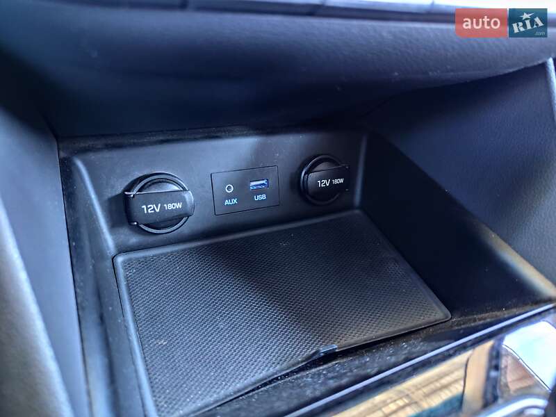 Хэтчбек Hyundai Ioniq 2018 в Умани фото 29 Хэтчбек Hyundai Ioniq 2018 в Умани