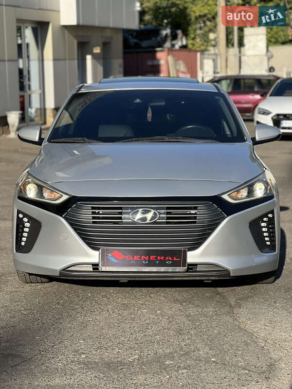 Хэтчбек Hyundai Ioniq 2018 в Одессе