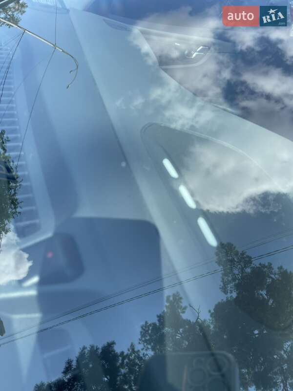 Хэтчбек Hyundai Ioniq 2017 в Киеве