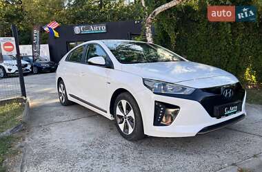 Ліфтбек Hyundai Ioniq 2019 в Чернівцях