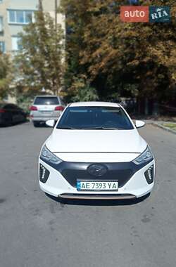 Хэтчбек Hyundai Ioniq 2016 в Днепре
