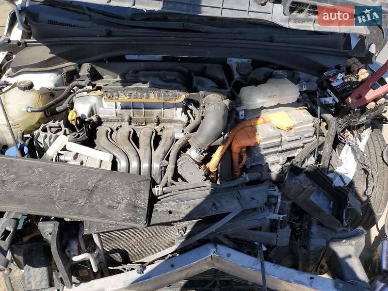 Хэтчбек Hyundai Ioniq 2017 в Одессе фото 11 Хэтчбек Hyundai Ioniq 2017 в Одессе