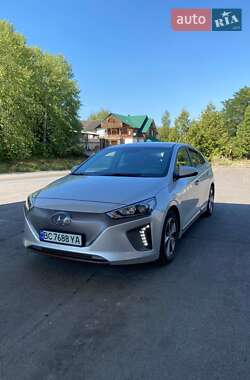 Хэтчбек Hyundai Ioniq 2017 в Косове