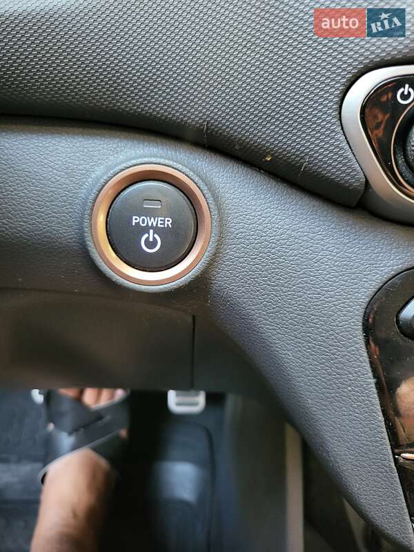 Хэтчбек Hyundai Ioniq 2018 в Одессе фото 39 Хэтчбек Hyundai Ioniq 2018 в Одессе