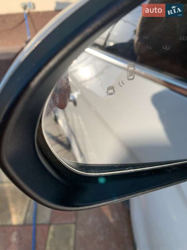 Хэтчбек Hyundai Ioniq 2018 в Одессе фото 10 Хэтчбек Hyundai Ioniq 2018 в Одессе