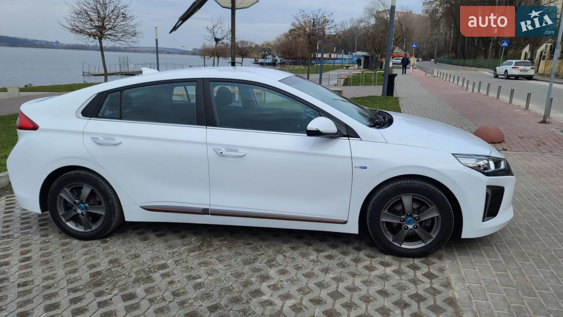 2019 Hyundai IONIQ - мініатюра 2