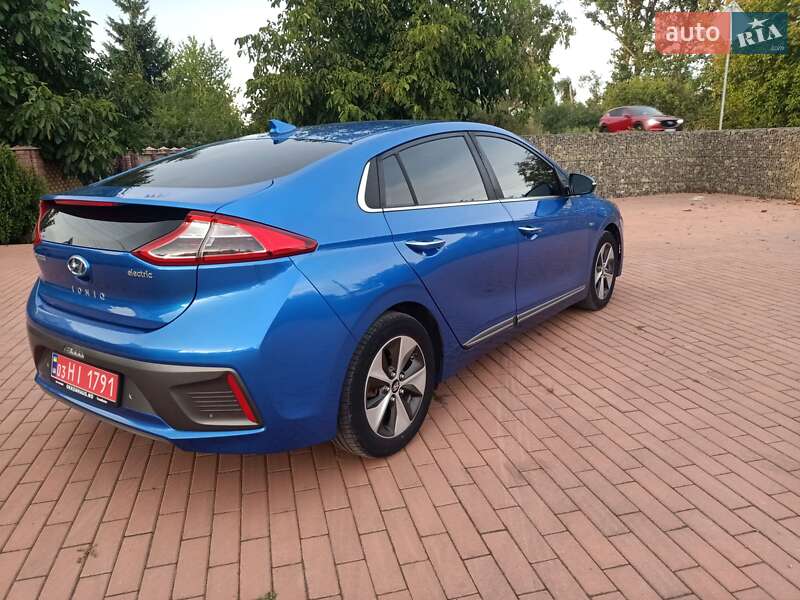 Хетчбек Hyundai Ioniq 2017 в Івано-Франківську