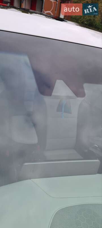 Лифтбек Hyundai Ioniq 2020 в Львове