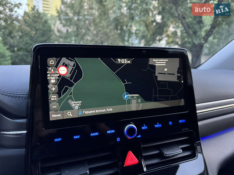 Лифтбек Hyundai Ioniq 2020 в Киеве фото 22 Лифтбек Hyundai Ioniq 2020 в Киеве