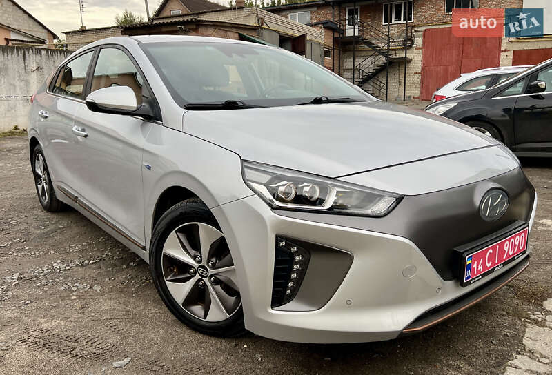 Хэтчбек Hyundai Ioniq 2017 в Луцке фото 15 Хэтчбек Hyundai Ioniq 2017 в Луцке