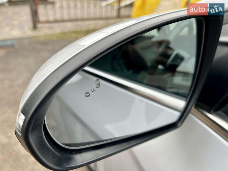 Хэтчбек Hyundai Ioniq 2017 в Луцке фото 28 Хэтчбек Hyundai Ioniq 2017 в Луцке