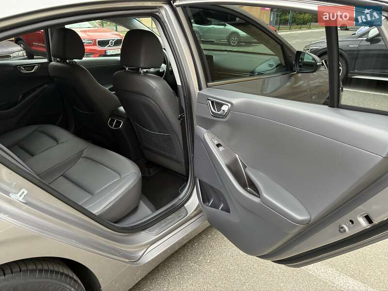 Ліфтбек Hyundai Ioniq 2020 в Києві