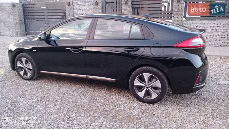 Hyundai Ioniq 2017 VIN KMHC751HFHU007025 фото оголошення 5 з 56