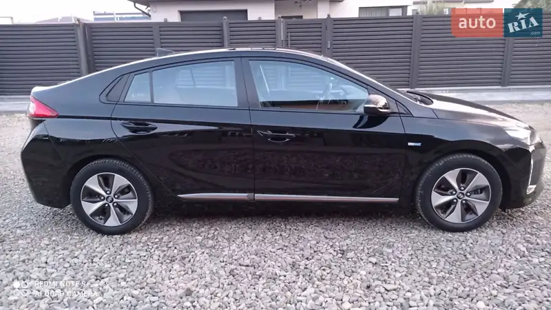 Hyundai Ioniq 2017 VIN KMHC751HFHU007025 фото оголошення 14 з 56
