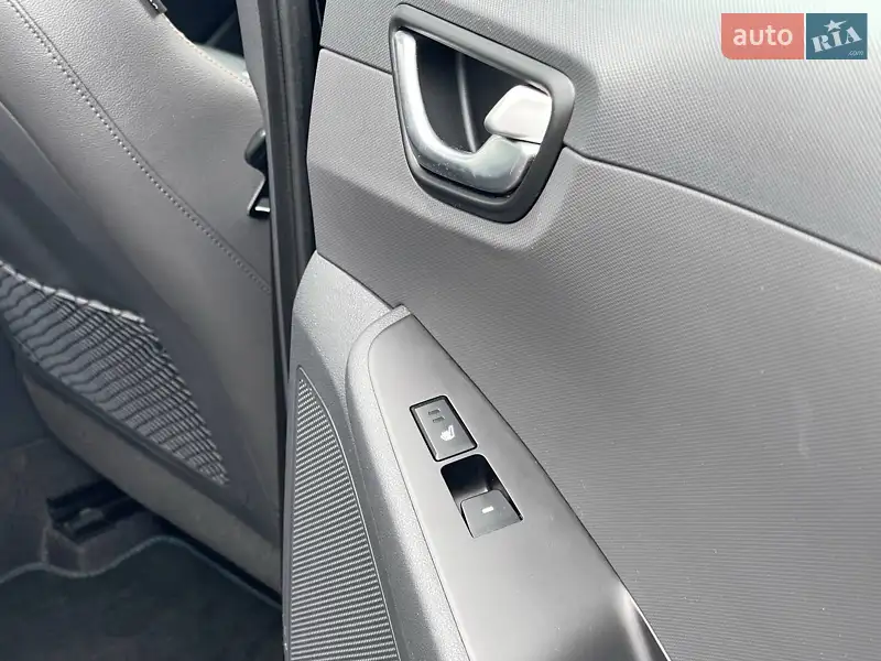 Hyundai Ioniq 2019 VIN KMHC851HFKU043556 фото оголошення 19 з 61