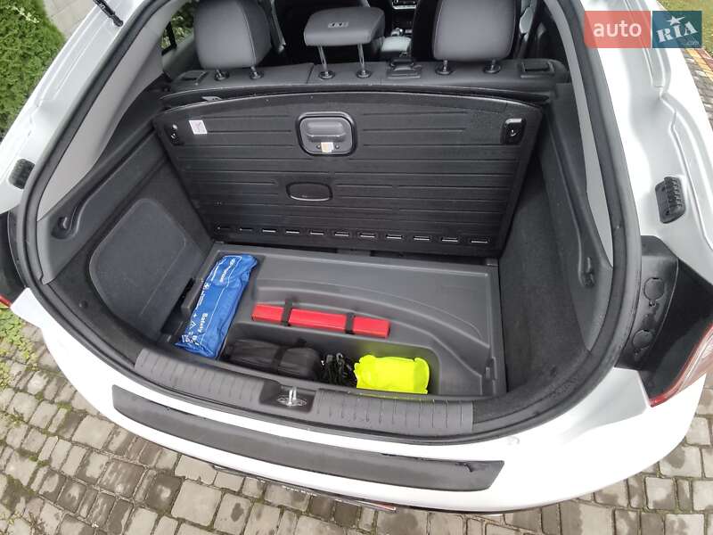 Хетчбек Hyundai Ioniq 2018 в Луцьку фото 6 Хетчбек Hyundai Ioniq 2018 в Луцьку