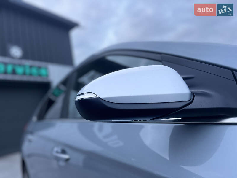 Хетчбек Hyundai Ioniq 2016 в Володимирі