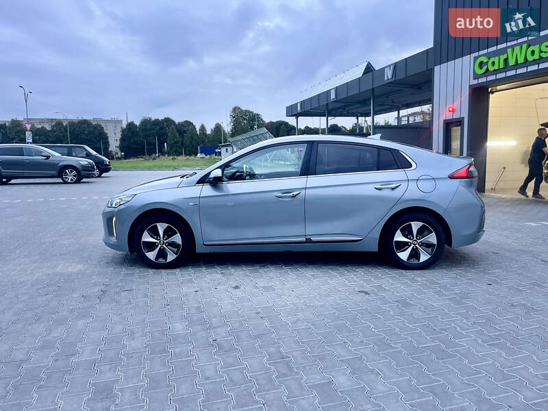 Хетчбек Hyundai Ioniq 2016 в Володимирі