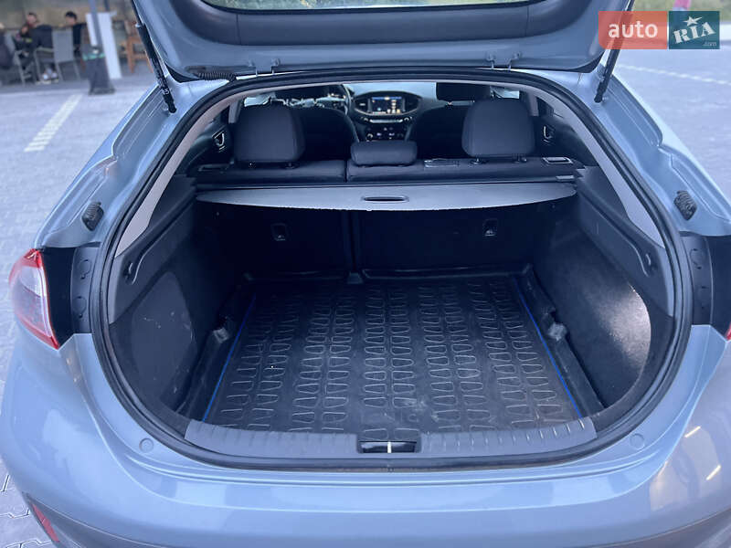 Хетчбек Hyundai Ioniq 2016 в Володимирі