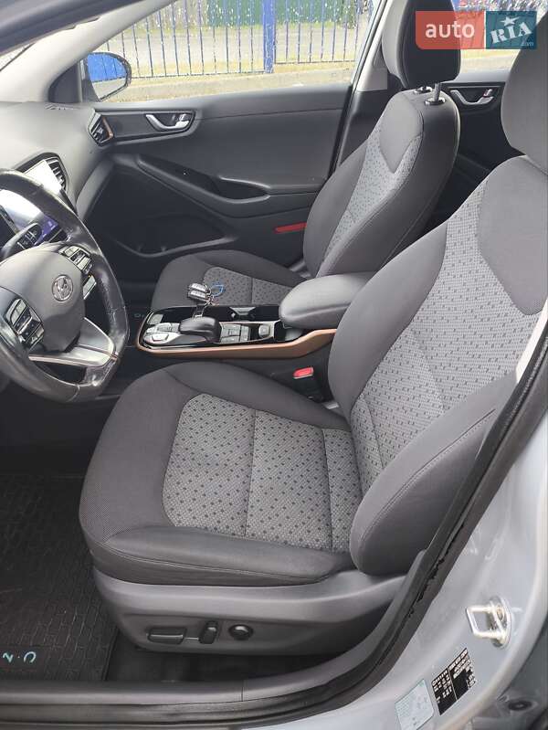 Хэтчбек Hyundai Ioniq 2017 в Ковеле