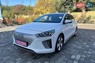 Хэтчбек Hyundai Ioniq 2017 в Киеве