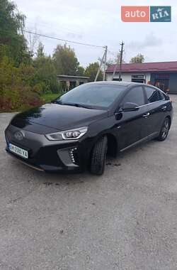 Хэтчбек Hyundai Ioniq 2017 в Звягеле