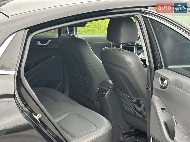 Хэтчбек Hyundai Ioniq 2017 в Львове