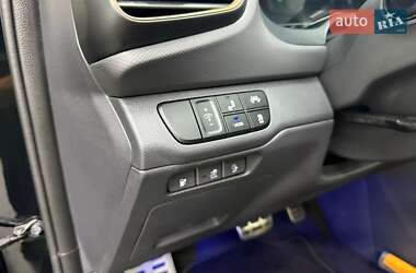 Хэтчбек Hyundai Ioniq 2019 в 