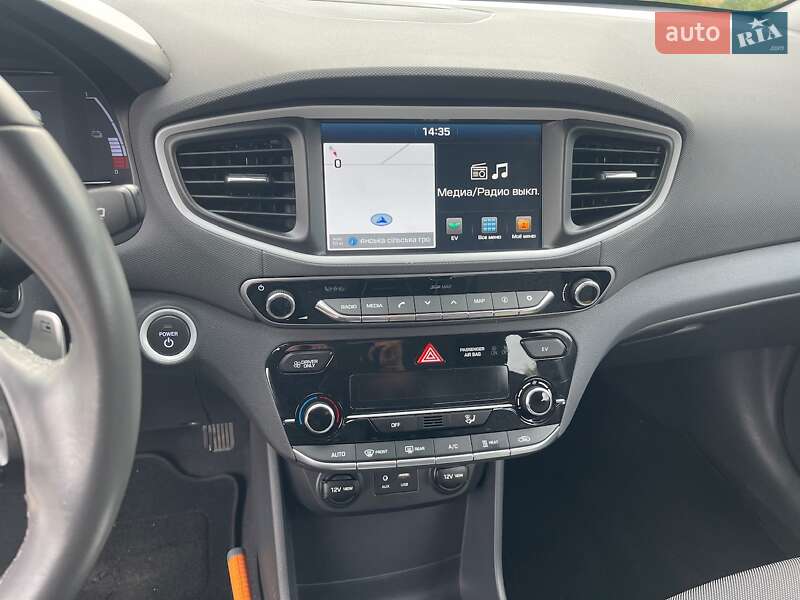 Хэтчбек Hyundai Ioniq 2018 в Ровно