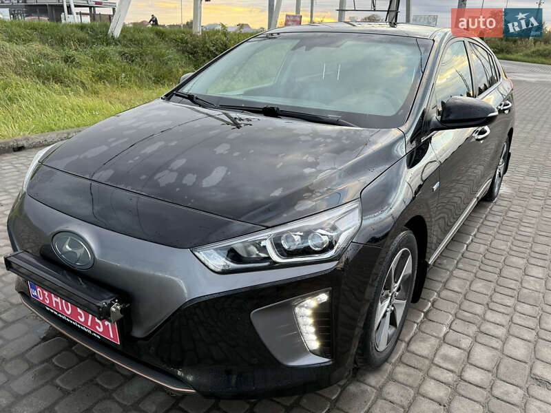 Хэтчбек Hyundai Ioniq 2018 в Львове фото 3 Хэтчбек Hyundai Ioniq 2018 в Львове