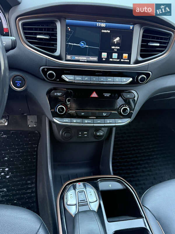 Хэтчбек Hyundai Ioniq 2018 в Львове фото 35 Хэтчбек Hyundai Ioniq 2018 в Львове