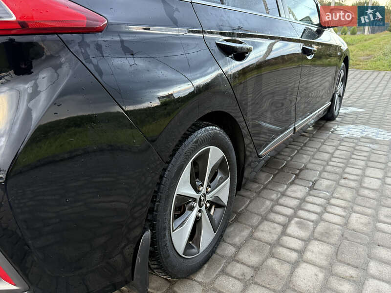 Хэтчбек Hyundai Ioniq 2018 в Львове фото 45 Хэтчбек Hyundai Ioniq 2018 в Львове
