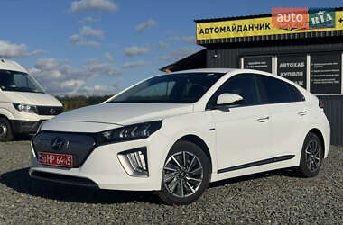 Лифтбек Hyundai Ioniq 2020 в Умани
