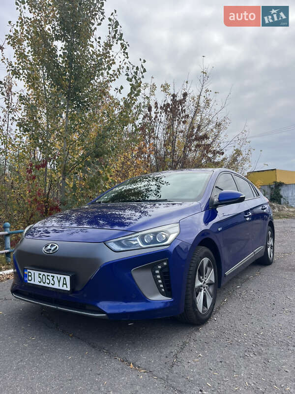 Хэтчбек Hyundai Ioniq 2019 в Полтаве